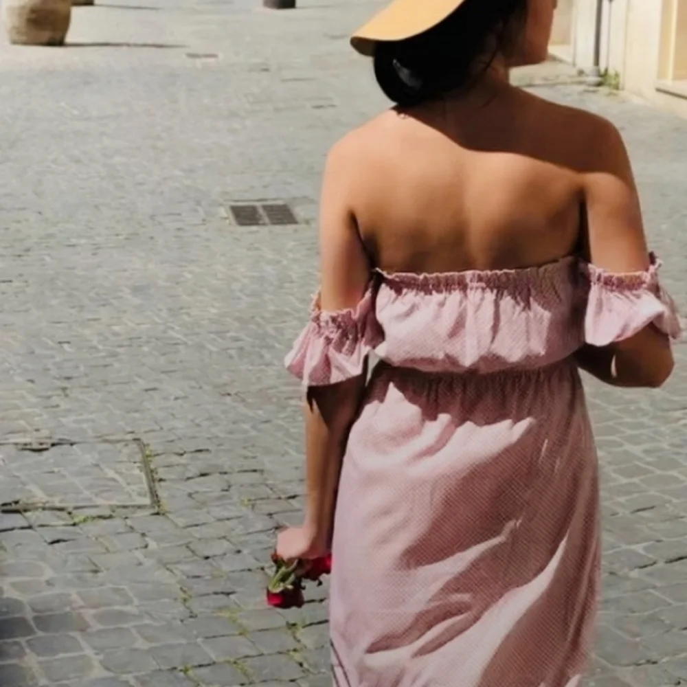 Showpo maxi dress blush polka dot off the shoulder peasant party romantic size 4 - Picture 9 of 12